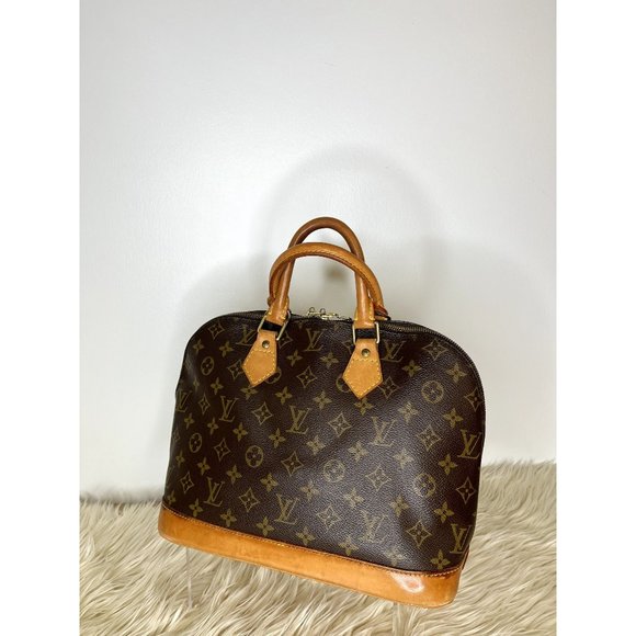 Louis Vuitton Handbags - Louis Vuitton Monogram Canvas Alma PM